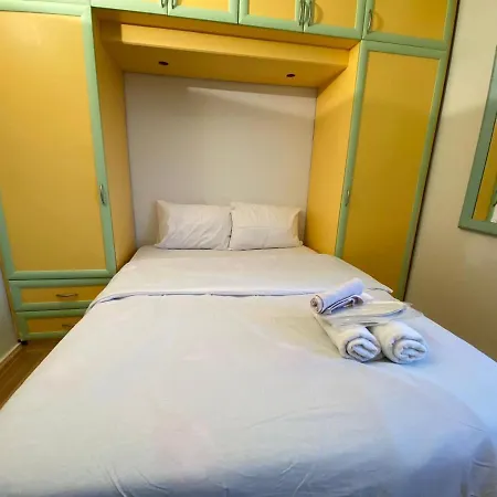 Golden Arrow Luxury *