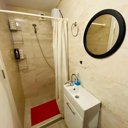 Golden Arrow Luxury